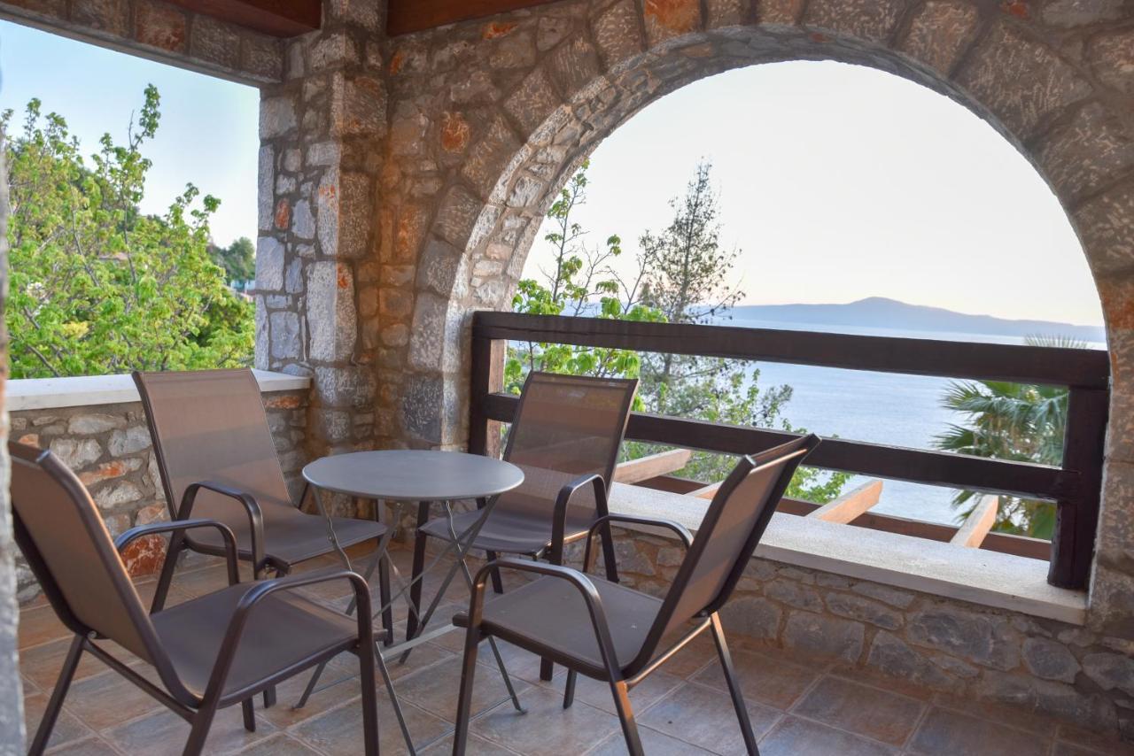 Ryalos Villas Kalamata Exterior foto